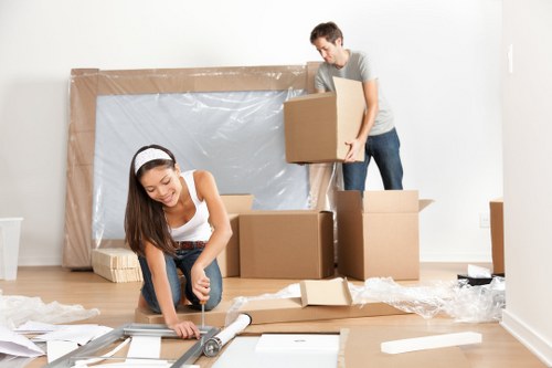 Moving truck service in Woolwich for home and business relocations