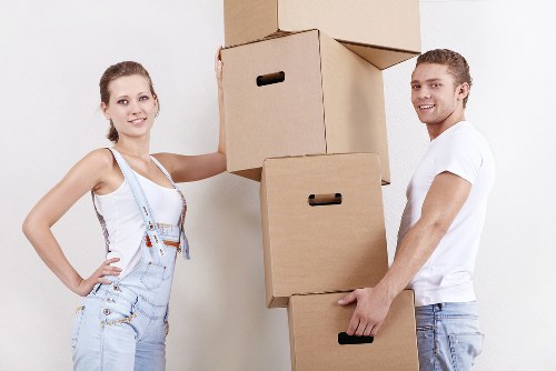 Flat and apartment removal service in Woolwich